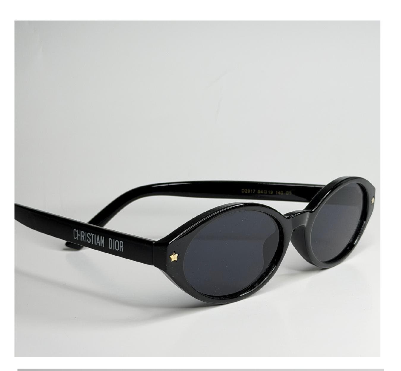 Oval Slim, Preto, Lente Cinza